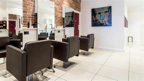 Guide: Top 31 Best Hair Salons Near Me in Leeds, UK (2025)