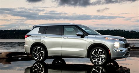 2023 Mitsubishi Outlander: Photos, Specs & Review - Forbes Wheels