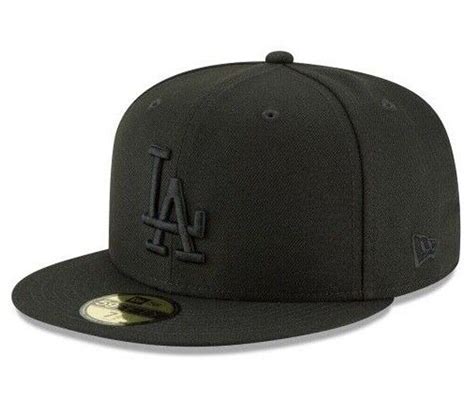 New Era Black Los Angeles Dodgers Cap | WHAT’S ON THE STAR?