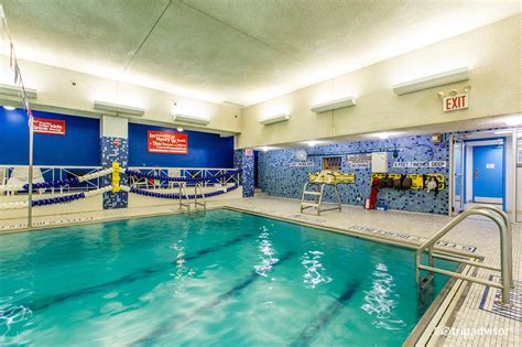 The Vanderbilt YMCA Pool: Pictures & Reviews - Tripadvisor