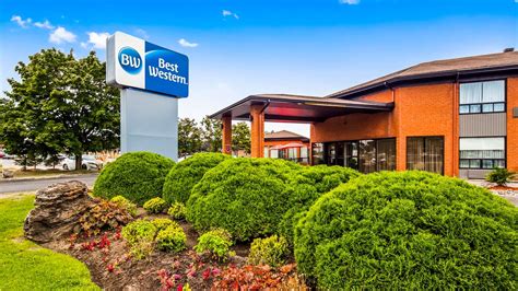 Brossard Hotels | BEST WESTERN Hotel Brossard | Quartier Dix30