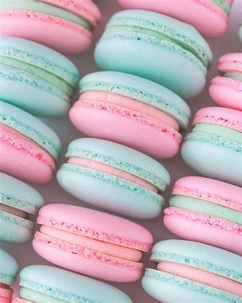 Saved | Macaroon wallpaper, Pastel macarons, Cute desserts