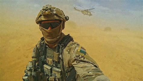 Irish Army Ranger Wing currently deployed in Mali (2019) {1406X802} : r ...