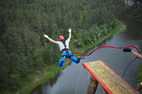 The Highest Bungee Jumping Facilities In The World - WorldAtlas