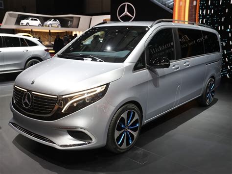 Mercedes-Benz Concept EQV: Future of the minivan is electric | Kelley ...