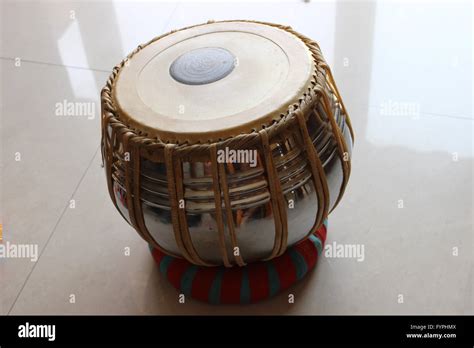 Classical Indian Musical Instrument: Tabla Stock Photo - Alamy