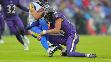 Game Action Gallery: Ravens vs. Rams, Week 14