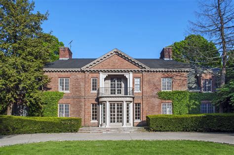 This historic Grosse Pointe Farms estate is loaded with original details - Curbed Detroit