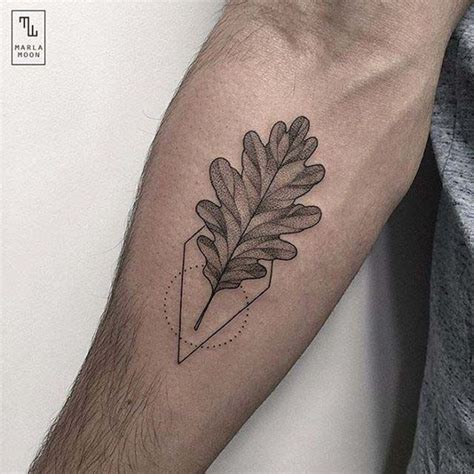 90 Leaf Tattoos that Celebrate the Fall | Oak leaf tattoos, Acorn ...