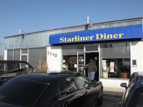 Starliner Diner - Hilliard, OH | Review & What to Eat