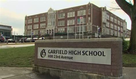 king5.com | Garfield HS football coach didn't violate recruiting rules ...