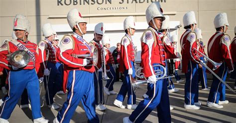 How to Watch the Rose Bowl Parade in 2023