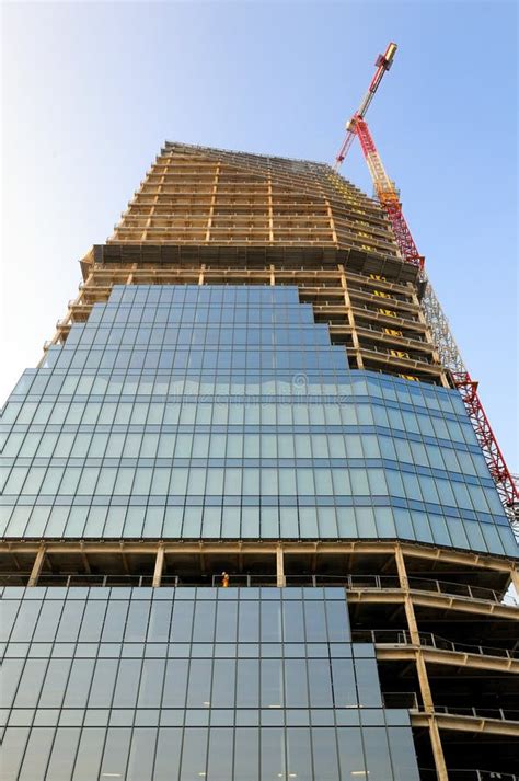 Skyscraper Construction Works Editorial Photography - Image of milano, growth: 21389047