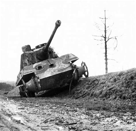 Asian Defence News: An abandoned, demolished German Tiger II heavy tank, photographed two years ...