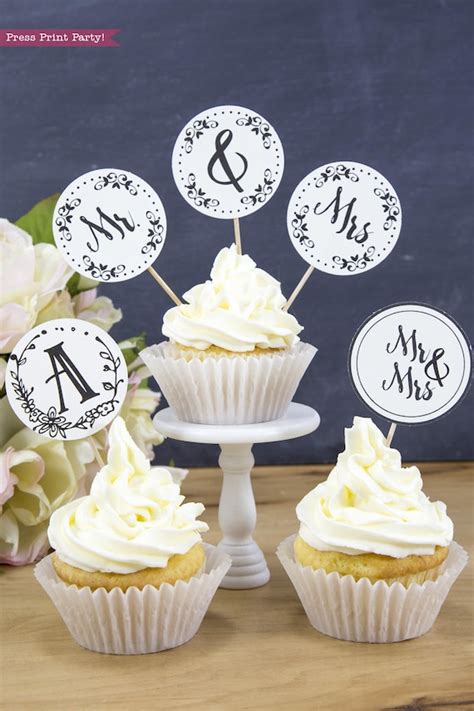 Mr and Mrs Sign, Cupcake Toppers Printable, Wedding Sign, Mr & Mrs ...