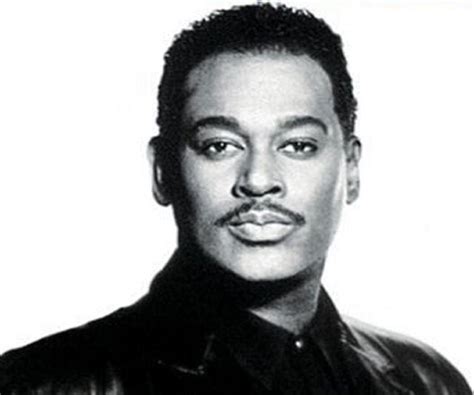 Luther Vandross Biography - Facts, Childhood, Family Life ...