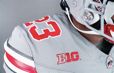 Football: Ohio State reveals alternate steel-gray uniforms