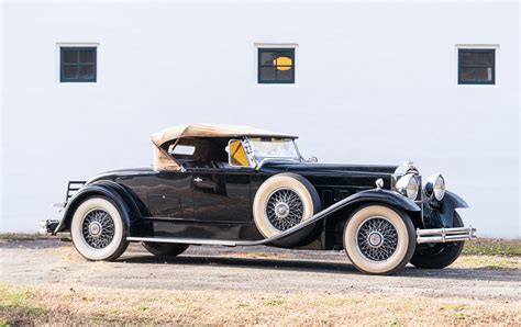 1930 Packard Deluxe Eight 745 Roadster | Gooding & Company