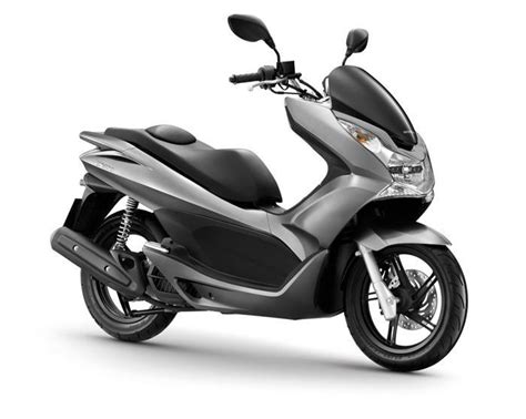 Honda PCX 125 Price, Specs, Review, Pics & Mileage in India