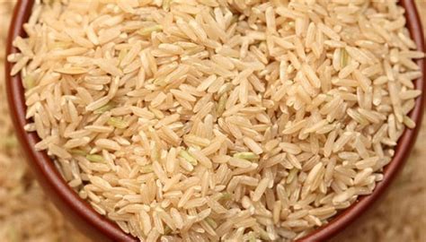 Benefits of Eating Raw Rice चावल के 7 फायदे जो की पेट के मरीजों के लिए है बहुत फायदेमंद