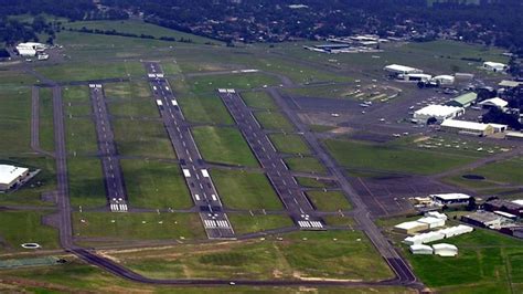 NSW RADIO AND COMMUNICATIONS - by Michael Bailey: BANKSTOWN AIRPORT NSW