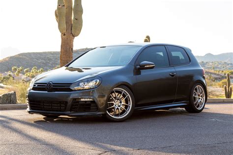 PRODUCTS - VOLKSWAGEN - GOLF - VW GOLF R (MK6) 2010-2014 - Ultra Racing USA, LLC - Chassis ...