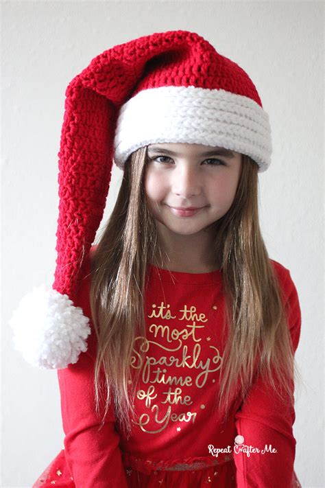 Easy Crochet Santa Hat - Repeat Crafter Me