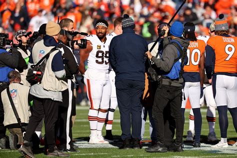 Browns Myles Garrett injury: More to the story? What is ‘actually ...