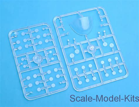 Іlyushin IL-22M-Amodel plastic scale model kit in 1:72 scale (amodel ...