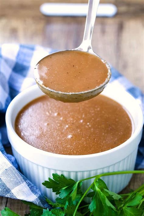 Make this Brown Gravy Recipe with beef broth, no drippings needed! # ...