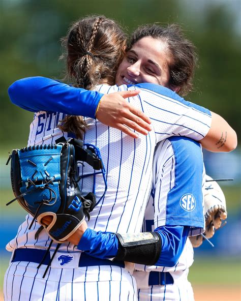 Kentucky Softball on Twitter: "💙 Sunday Sweeps in Lexington 💙 #WeAreUK ...