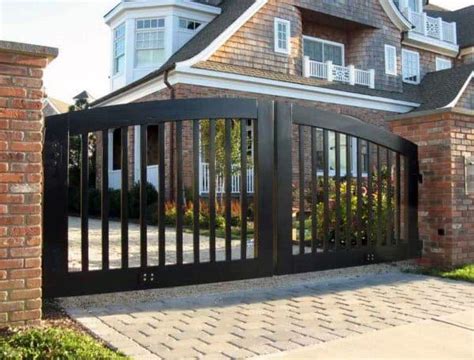 Top 40 Best Wooden Gate Ideas - Front, Side And Backyard Designs