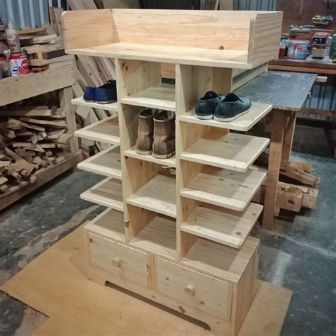 20+ Wooden Shoe Rack Plans