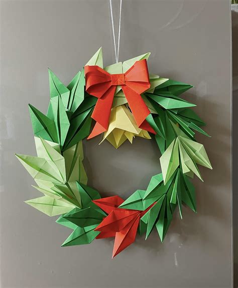 I made it for Christmas, origami wreath : r/crafts