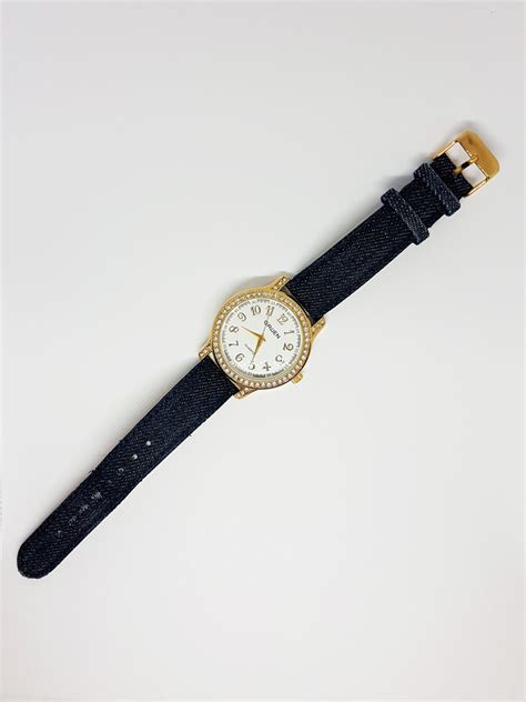 Gold-tone Ladies Gruen Watch | Large Dial Women's Gruen Quartz Watch ...