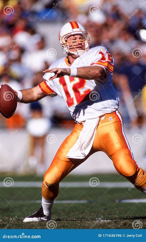 Trent Dilfer editorial photo. Image of color, quarterback - 171636196