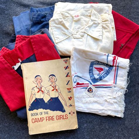 Lot 293 Vintage Camp Fire Girls & Blue Bird Handbook Uniform ...