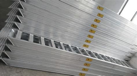 Aluminum Loading Dock Ramps - Buy Adjustable Loading Dock Ramp For Sale,Forklift Loading Ramps ...