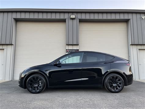 2021 Tesla Model Y - Long Range AWD - Black/Black | American Supercars