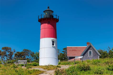 5 Must See Lighthouses on Cape Cod