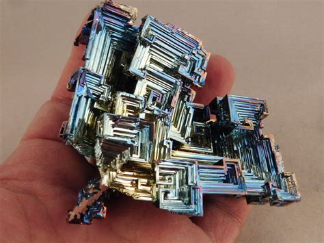 Naturally occurring bismuth crystal : oddlysatisfying