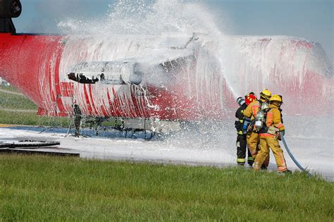 Foam Simulators for Safer ARFF Training - FAAC