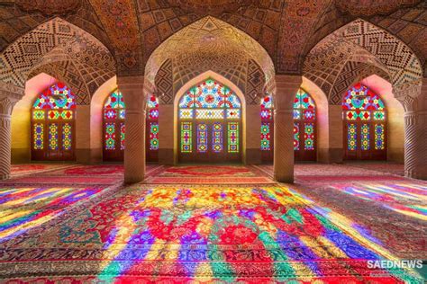 Islamic Culture in Iran: Colorful Tiling the Key Feature of Safavid Architecture | saednews