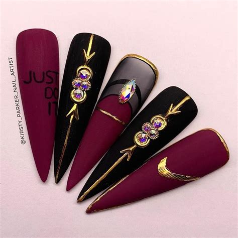 85+ Genius Christmas Nail Art Ideas | Winter Nail 2023 Trends | Art deco nails, Nail art designs ...