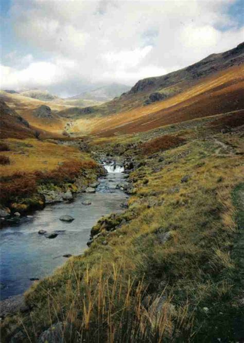 TheLakeDistrict.me.uk Lake District Cumbria | Lake district, Landscape photos, Scenery