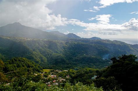 Student Photo Slideshow - Dominica | Semester at Sea