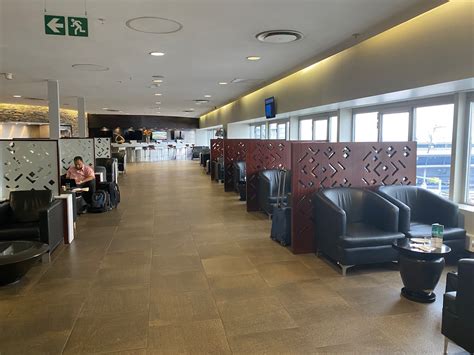 Review: South African Airways Premium Lounge Johannesburg (JNB) - Live ...