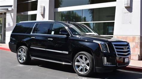 Black SUV Luxury Service: Make the Dream of Having a Luxury SUV at Your ...