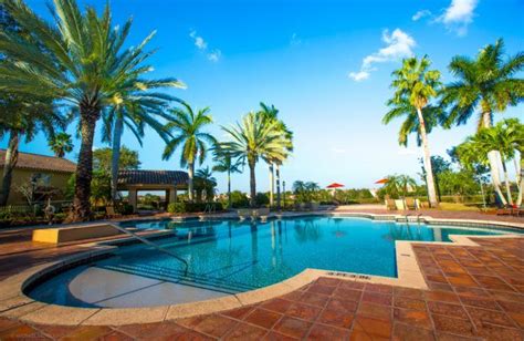 Pembroke Pines Apartments In Broward County - Pembroke Cove | Luxury ...