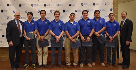 Academic Ceremony Highlights Jesuit's Brightest // The Roundup